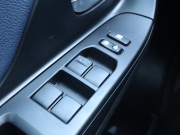 Toyota Yaris III Hatchback 5d Facelifting 2017 1.5 Dual VVT-iE 111KM 2017 Toyota Yaris 1.5 Dual VVT-i, Salon Polska, zdjęcie 15