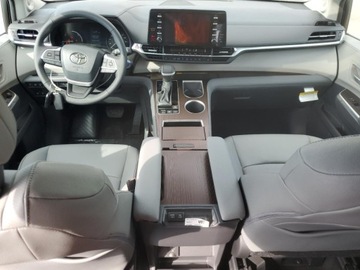 Toyota Sienna III 2024 Toyota Sienna XLE 2024 2.5l 2.5 Hybryda 245KM, zdjęcie 8