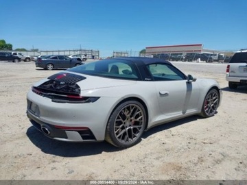 Porsche 911 992 Carrera S 3.0  450KM 2022 Porsche 911 2022 EDITION 50 PORSCHE DESIGNTARGA 4 GTSTARGA 4S, od ubezpiec, zdjęcie 3