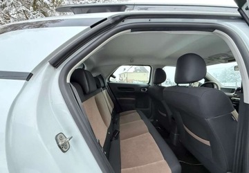 Citroen C4 Cactus Crossover 1.2 PureTech 82KM 2015 Citroen C4 Cactus Citroen C4 Cactus 1.2 PureTech Shine 1.2 Benzyna 82KM, zdjęcie 24