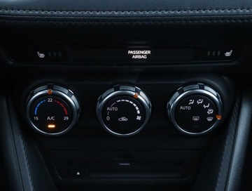 Mazda CX-3 Crossover 2.0 SKY-G 120KM 2017 Mazda CX-3 2.0 Skyactiv-G, Salon Polska, zdjęcie 14