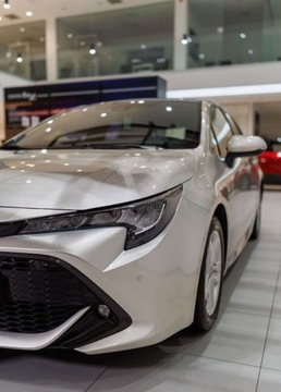 Toyota Corolla XII Hatchback 1.8 Hybrid 122KM 2019 Toyota Corolla 1.8 Hybrid Comfort 1.8 Hybryda 122KM, zdjęcie 18