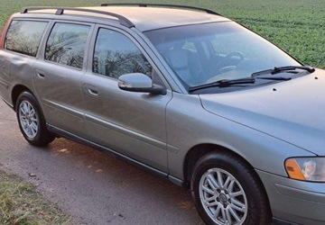 Volvo V70 II 2.4 170KM 2007 Volvo V70 Volvo V70 2.4 Momentum 2.4 Benzyna 170KM, zdjęcie 9