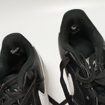 Męskie skórzane buty sportowe NIKE Air Force 1 GS 40