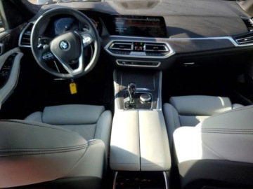 BMW X5 G05 2023 BMW X5 XDrive40I 2023 3.0 Benzyna 335KM, zdjęcie 8