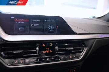 BMW Seria 1 F40 2021 BMW Seria 1 118iFV23Fotele SportoweReflektory LEDModel M Sport 1.5, zdjęcie 9