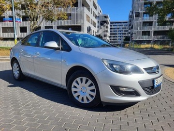 Opel Astra J Sedan 1.6 CDTI ecoFLEX 110KM 2015 OPEL ASTRA J sedan 1.6 DIESEL 110KM*Enjoy*Salon Polska*Serwisowany