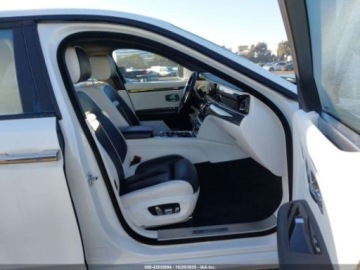 Rolls-Royce 2022 Rolls-Royce Ghost 2022 6.7l 6.7 Benzyna 563KM, zdjęcie 9