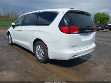 Chrysler Voyager V 2022 Chrysler Voyager 2022 Chrysler Voyager LX FWD 3.6 Benzyna 287KM, zdjęcie 2