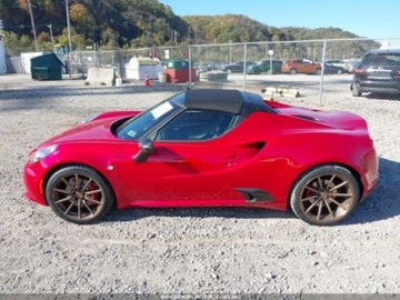 Alfa Romeo 4C 2016 Alfa Romeo 4C Spider 1.7 237KM 1.7 Benzyna 237KM, zdjęcie 12