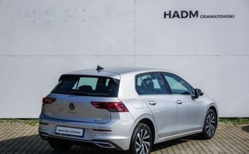 Volkswagen Golf VIII 2022 Volkswagen Golf 1,4 TSI 204 KM 1.5 Hybryda Plug-in 204KM, zdjęcie 3