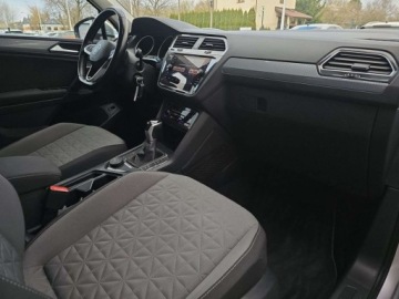 Volkswagen Tiguan II SUV Facelifting 2.0 TDI 200KM 2020 Volkswagen Tiguan 4x4, HAK, Webasto, Panorama, FullLED Matrix, VAT 23 2.0, zdjęcie 14