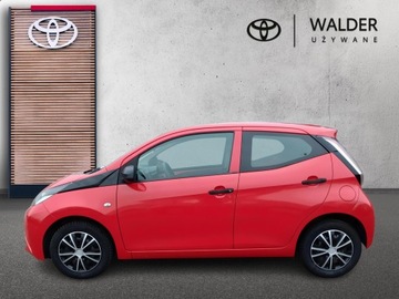 Toyota Aygo II Hatchback 5d 1.0 VVT-i 69KM 2015 Toyota Aygo 1.0 VVT-i X II (2014-) 1.0 VVT-i 69KM, zdjęcie 1