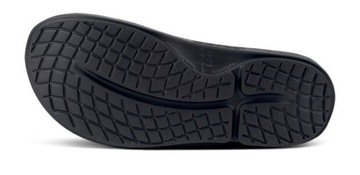 OOFOS OOahh Sport Blk/White 38 восстанавливающие шлепанцы