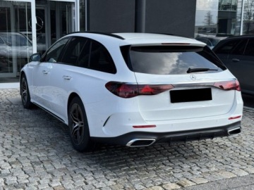 Mercedes Klasa E W214 All-Terrain 2.0 220d 197KM 2024 E Klasa 220 d 4-Matic AMG Estate 2.0 (197KM) 2024, zdjęcie 3