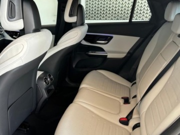 Mercedes GLC C254/X254 Coupe 2.0 300 258KM 2026 GLC Coupe 300 4-Matic AMG Line 2.0 (258KM) 2026, zdjęcie 9