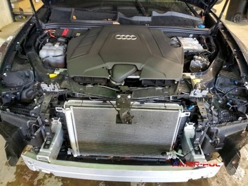 Audi Q8 2023 Audi Q8 2023 r., 3,0 L S-LINE 3.0 Benzyna 335KM, zdjęcie 10