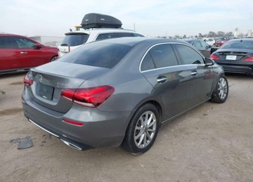 Mercedes Klasa A W177/V177 Sedan 2.0 220 190KM 2019 Mercedes-Benz Klasa A MERCEDES-BENZ A 220 4MATIC 2.0 Benzyna 191KM, zdjęcie 2