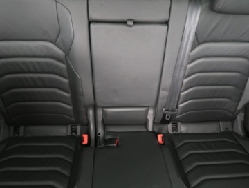 Volkswagen Touareg III SUV 3.0 V6 SCR TDI 286KM 2018 VW Touareg 3.0 TDI, Salon Polska, 281 KM, 4X4, zdjęcie 9