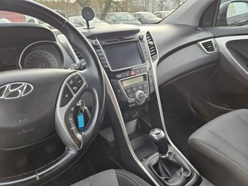 Hyundai i30 II Hatchback 5d 1.6 GDI 135KM 2015 Hyundai i30 1,6 benzyna 135KM nawigacja kamera, zdjęcie 10