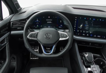 Volkswagen Touareg III 2025 Volkswagen Touareg 3.0 TFSI eHybrid R 340KW PHEV 4MOTION Tiptronic Hak Hea, zdjęcie 19