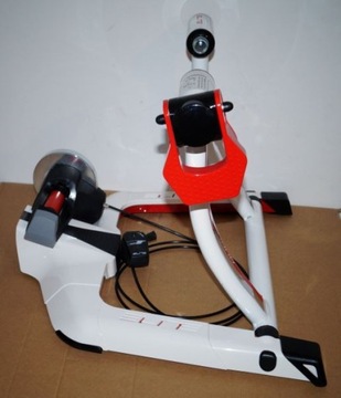 Велотренажер ELITE Qubo Power Smart B+ MAG