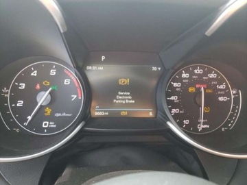 Alfa Romeo Giulia II Sedan Facelifting 2.0 Turbo 280KM 2023 Alfa Romeo Giulia 2023, 2.0L, 4x4, TI, od ubezpieczalni 2.0 Benzyna 280KM, zdjęcie 9