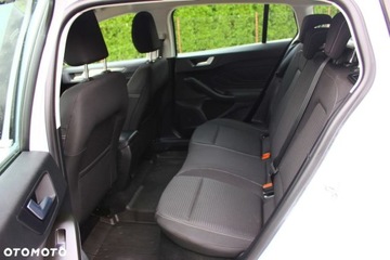 Ford Focus IV Kombi Facelifting 1.0 EcoBoost 125KM 2023 Ford Focus Ford Focus 1.0 EcoBoost Titanium Benzyna 125KM, zdjęcie 32