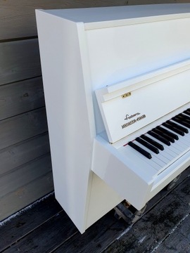 Пианино Nordiska Futura 106,5 см, мох. ЛАНГЕР 1974 МЭТТ УАЙТ