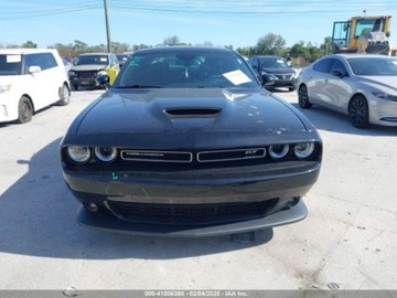 Dodge Challenger III 2022 Dodge Challenger 2022, 3.6L, 4x4, GT AWD 3.6 Benzyna 303KM, zdjęcie 1