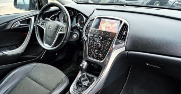 Opel Astra J Sports Tourer 1.4 Turbo ECOTEC 140KM 2011 Opel Astra BENZYNA nawigacja pol SKORA super okazja POLECAMY 1.4, zdjęcie 37