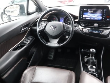 Toyota C-HR I Crossover 1.2L Turbo 116KM 2017 Toyota C-HR 1.2 Turbo, Salon Polska, Serwis ASO, zdjęcie 6