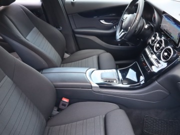 Mercedes GLC C253 SUV Facelifting 2.0 200d 163KM 2020 Mercedes GLC GLC 200 d, Salon Polska, zdjęcie 8