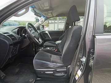 Toyota Land Cruiser VI MPV Faceliting 2.8 D-4D 177KM 2017 TOYOTA LAND CRUISER Bezwypadkowy 2.8 D-4D 177KM, Hak,Salon Polska,ASO,, zdjęcie 11
