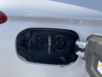 Mitsubishi Outlander III SUV PHEV Facelifting 2020 2.4 PHEV 224KM 2020 Mitsubishi Outlander AWD PHEV Automat Kamera, zdjęcie 6