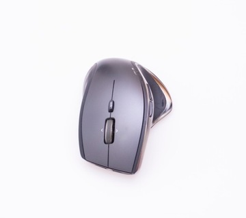 Беспроводная мышь Logitech Performance MX с лазерным датчиком