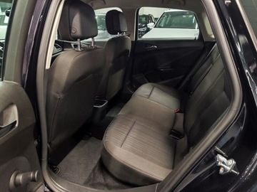 Opel Astra J Hatchback 5d 1.4 Twinport ECOTEC 100KM 2011 Opel Astra 1.4 Benzyna 2011 Essentia ecoFLEX, zdjęcie 7