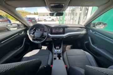 Skoda Octavia IV Liftback 1.5 TSI EVO 150KM 2026 Skoda Octavia Podgrzewane fotele Kamera i czujniki parkowania Duzy Rabat, zdjęcie 26