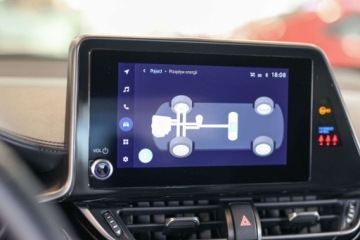 Toyota C-HR I Crossover Facelifting 1.8 Hybrid 122KM 2023 Toyota C-HR 1.8 Hybrid Style 1.8 Hybryda 122KM, zdjęcie 34