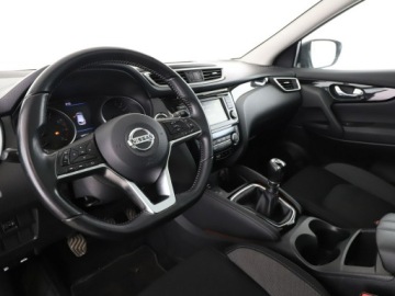 Nissan Qashqai II Crossover Facelifting 1.3DIG-T 140KM 2019 Nissan Qashqai panorama navi manual pelen serwis, zdjęcie 13