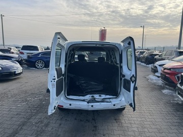 Dacia Dokker Mikrovan Facelifting 1.5 Blue dCi 95KM 2018 Dacia Dokker Salon Polska Klimatyzacja, zdjęcie 5