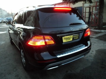 Mercedes Klasa M W166 Off-roader 350 BlueTEC 4MATIC 258KM 2012 Mercedes ML 350 sprzedam ładnego mercedesa ML 350, zdjęcie 4