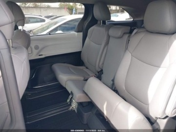 Toyota Sienna III 2025 Toyota Sienna XLE, od ubezpieczalni 2.5 Hybryda 245KM, zdjęcie 10