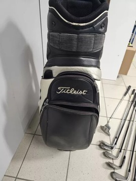 ВОДОНЕПРОНИЦАЕМАЯ СУМКА ДЛЯ ГОЛЬФА TITLEIST + КЛЮСКИ TITLEIST