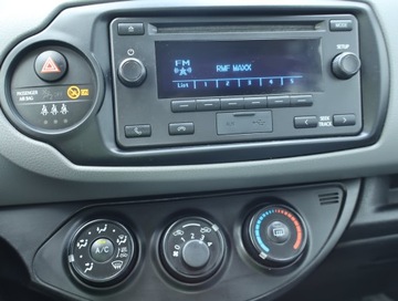 Toyota Yaris III 2018 Toyota Yaris 1.0 VVT-i, Salon Polska, zdjęcie 11