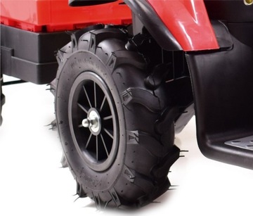 ТРАКТОР С ПРИЦЕПОМ НАДУВАННЫЕ КОЛЕСА КАЧАЮЩИЕСЯ ДИСТАНЦИОННОЕ УПРАВЛЕНИЕ