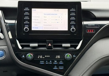 Toyota Camry IX Sedan 2.5 Hybrid Dynamic Force 218KM 2021 Toyota Camry salon Polska, serwis ASO, FV-VAT23, Gwarancja 2.5 Hybryda, zdjęcie 8