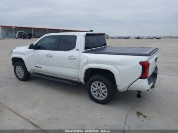 Toyota Tacoma II 2024 Toyota Tacoma Sr5 2024r., 4x4, 2.4L 2.4 Benzyna 278KM, zdjęcie 7