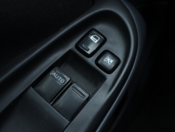 Nissan Almera II Sedan 1.5 dCi 82KM 2005 Nissan Almera 1.5 dCi, Salon Polska, Klima, zdjęcie 13