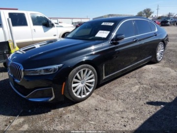 BMW Seria 7 G70 2022 BMW Seria 7 740i 2022 3.0 Benzyna 335KM, zdjęcie 1